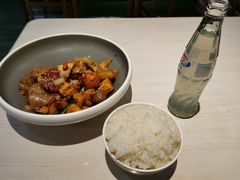 -露缘巴蜀麻辣香锅(永安街店)