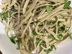 -赶海部落海鲜城(海阳路店)