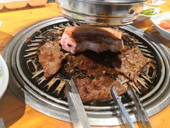 -唯成•韩国炭火烤肉 유성고기