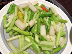 芦笋炒藕带-上名堂·鱼头好吃(体育场路店)