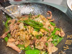 -费大厨辣椒炒肉(高铁吾悦广场店)