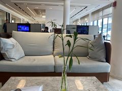 -上海宝诚尊悦宝马4S店(静安店)