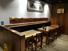 -亮亮面馆(经六路店)