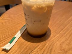 -星巴克(青岛火车北站候车大厅店)