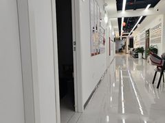 -龙脊康·颈肩腰腿痛·脊柱侧弯·运动损伤脊柱专科门诊(天河店)