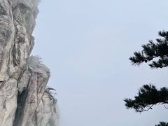 -罗田薄刀峰风景区