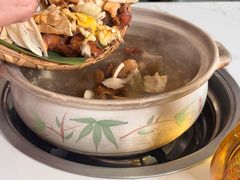 -原林野山菌火锅·炒菌(关上野生菌一条街店)