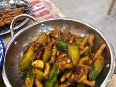 -江城燕子大排档(江汉路步行街店)