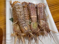 -老东镇啤酒屋海鲜加工·蒸汽海鲜·海鲜烧烤(台东店)