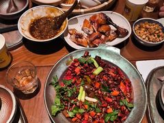 -包整·丝娃娃(一览甲秀楼风景店)