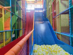 -宝燕乐园(闵行旗舰店)