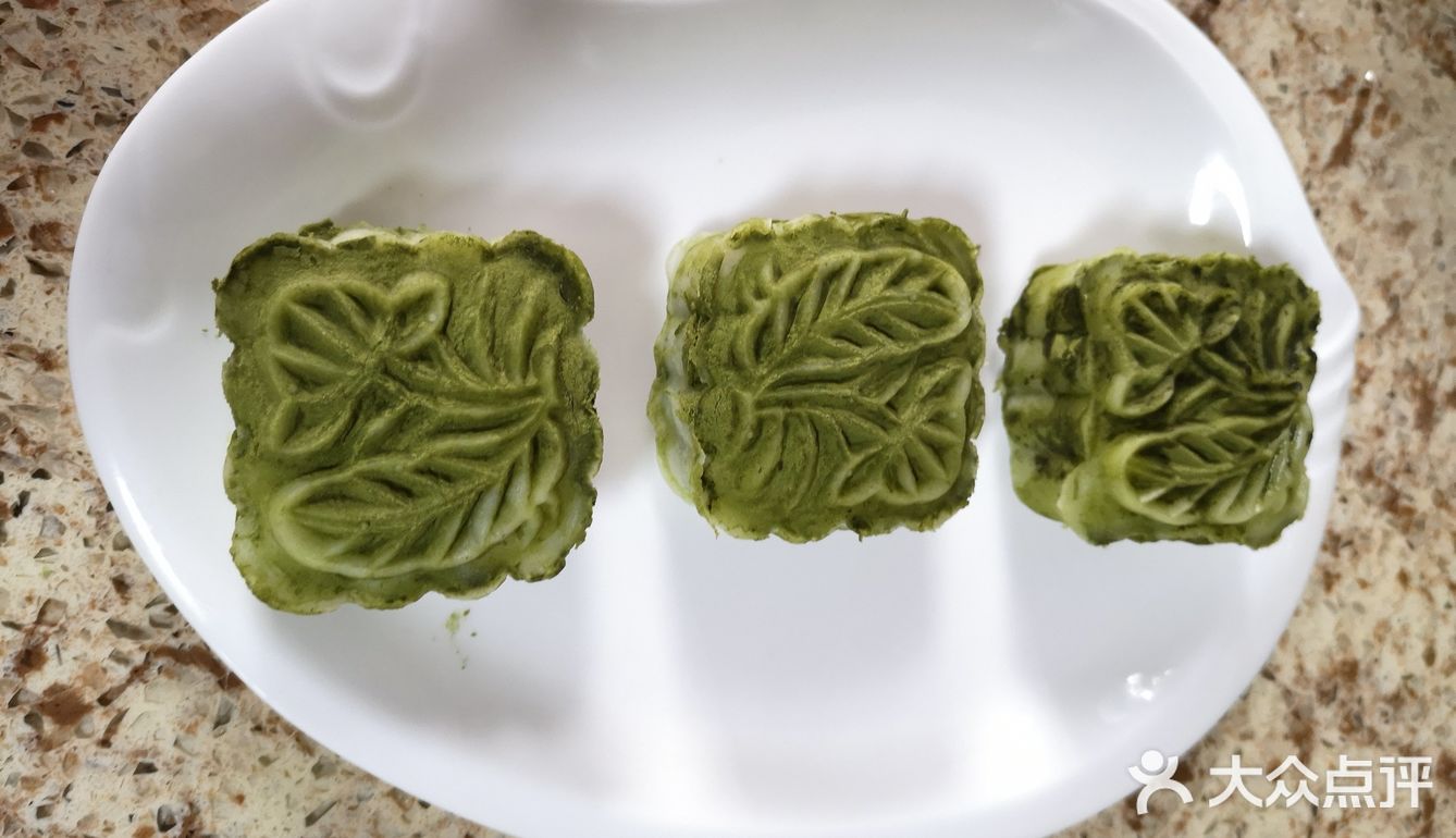 来做可爱的冰皮月饼吧~  1
