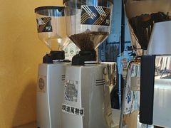-闻道万巷咖啡馆(南大街地铁站店)