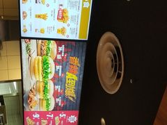 -汉堡王(万达坊店)