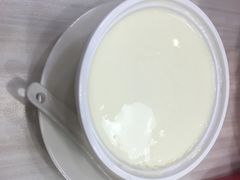 西贡双皮奶-满记甜品(巴黎春天宝山店)