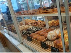 -焙丽拾光(麦凯乐直营店)