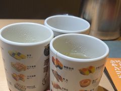 -万岁料理回转寿司(华贸店)