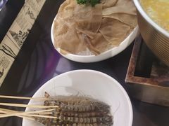 -鲜入围煮花胶鸡海鲜火锅