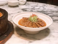 芝麻牛肉拉皮-青雅中餐厅(大连金石滩绿发希尔顿度假酒店)