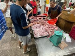 -标记美食新鲜猪杂(兴南大道店)