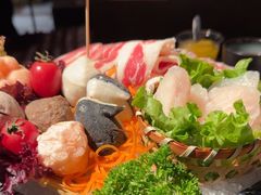 -湊湊火锅·茶憩(新中关购物中心店)