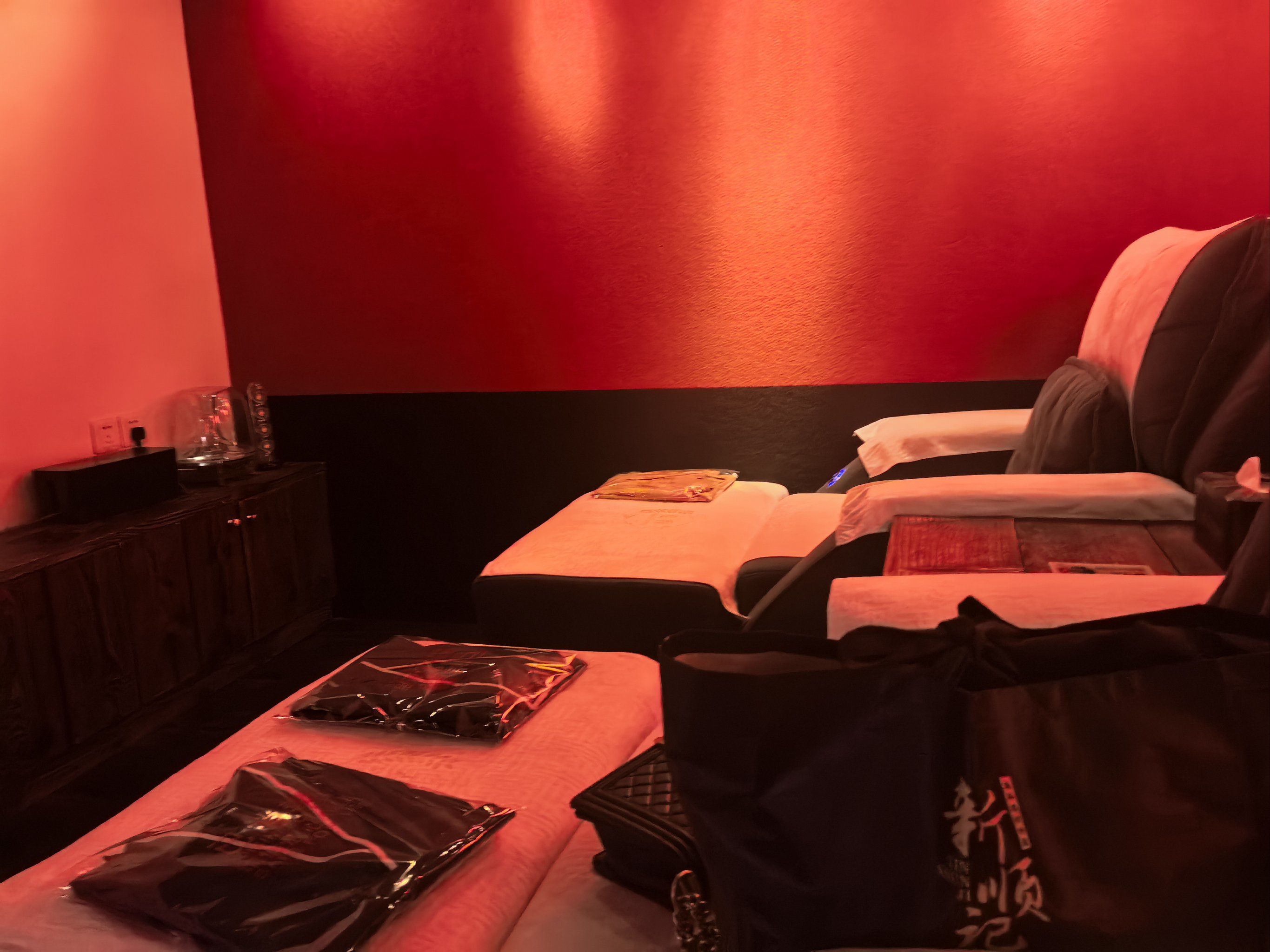 这个是我光顾了10年的养生店
师傅技