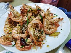 -三亚火车头万人海鲜广场