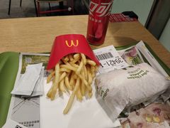 -麦当劳(北京大兴机场二层国内到达(安检外)店)