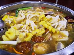 -菌之家·专业纯野生菌火锅·特色炒菌