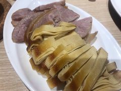 -六泰居·尔滨地标·东北菜(泰山路店)