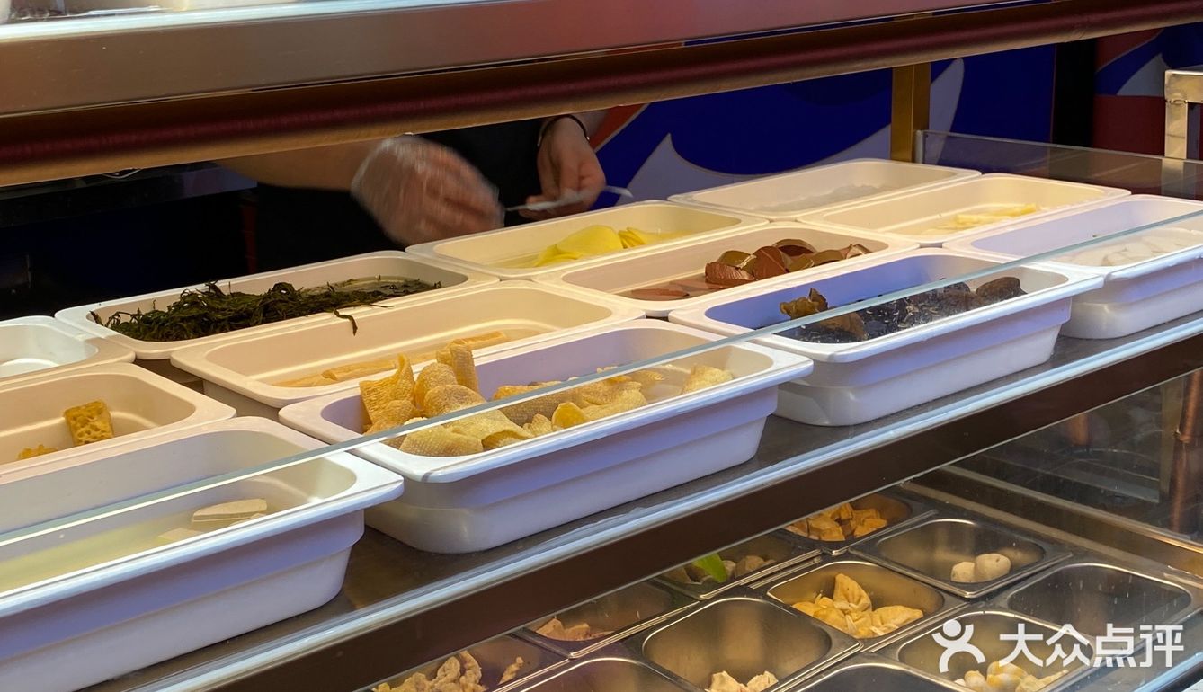 综合对比算是比较便宜了，食材也够新鲜