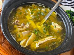 -品鲜村农家菜·阳澄湖大闸蟹(总店)