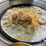 我在自助烤肉店炒上菜了！