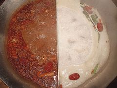 -湊湊火锅·茶憩(杭州湖滨银泰in77店)