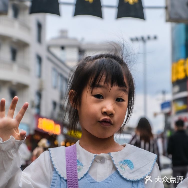 【旅】“汉味小吃第一巷”户部巷值得去吗?