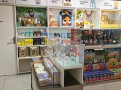 -泡泡玛特POPMART(上海环球港店)