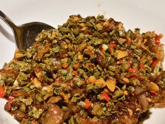 坛香豆角炒牛蹄筋-耕渔小院·湖南鱼鲜(望城店)
