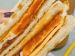 招牌咸芝士牛肉吐司-华嫂冰室(尖沙咀店)