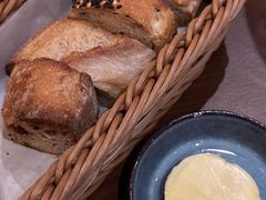 餐前面包-Bistro Les Lilas丁香花小酒馆