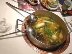 -洪氏嗨捞·猪肚鸡火锅(阳光天地店)