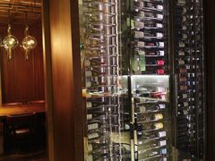 -恰餐厅及酒吧 CHAR Bar & Grill (北京丽都皇冠假日店)