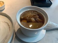贝母炖雪梨-柴门头啖汤·经典川菜·慢火汤品(锦城万达店)