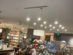 -魔方城市书房(中街益田店)