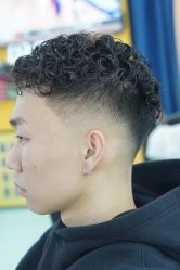 -DL BARBERSHOP男士理发店