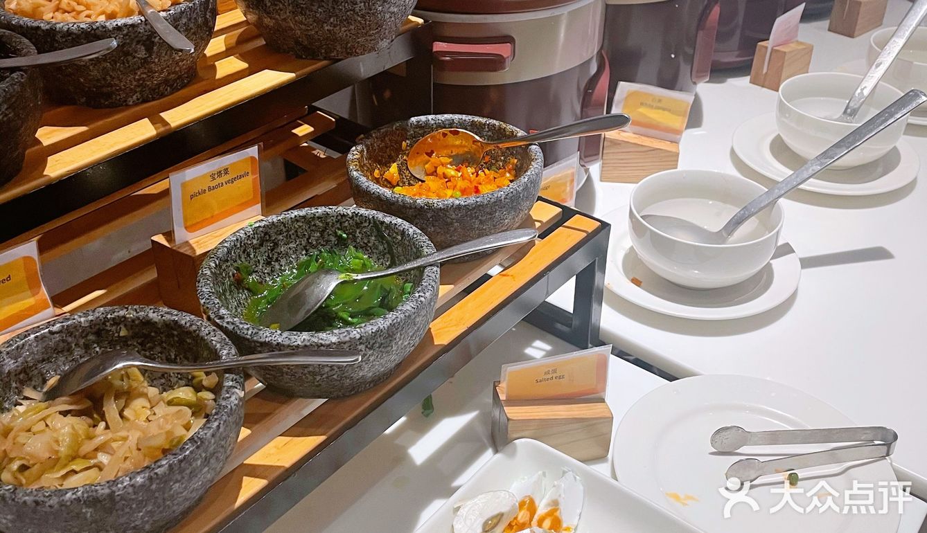 9.9五星酒店自助早餐？还是双人的？希尔顿走起！