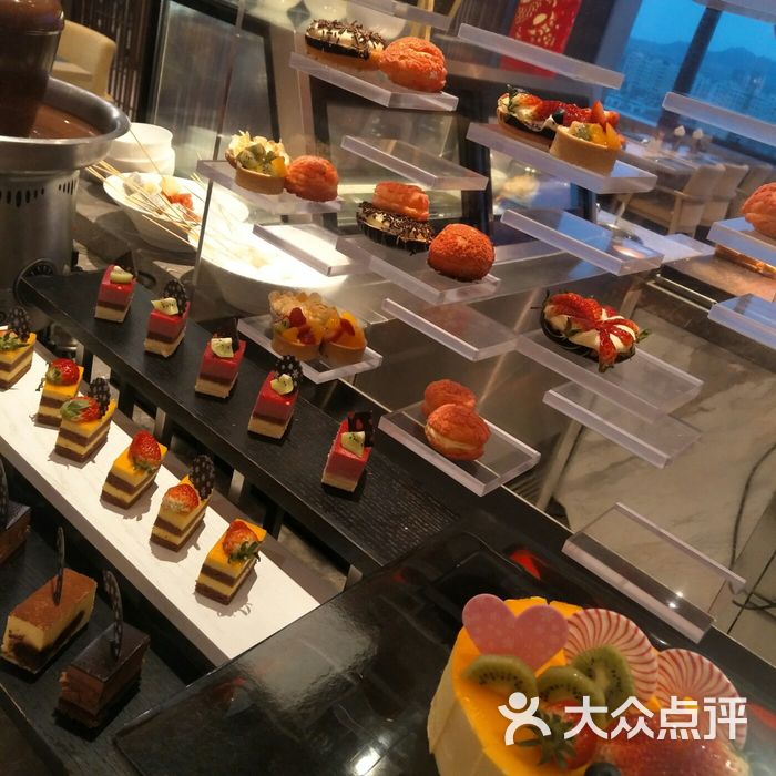 日照苏宁诺富特酒店食宜全日制餐厅图片