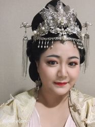 -盘子女人坊古装写真摄影(厦门总店)