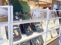 -东荟城名店仓