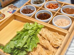 煎饼卷大葱（卷撒子）-煎饼卷大葱·非遗传承·潍坊菜(十笏园店)