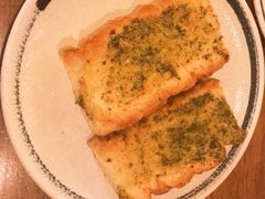 餐前蒜香法包-PIZZA BIANCA(万象城店)
